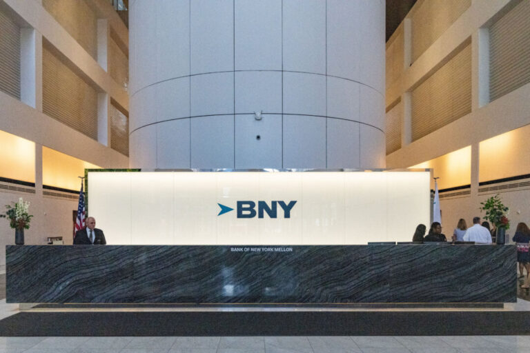 treasury-selects-bny,-robinhood-as-financial-agent-for-trump-accounts-program