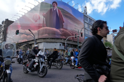 iranian-minister-calls-for-human-chains-around-power-plants