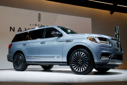 ford-recalls-422,000-vehicles-due-to-faulty-windshield-wiper-assemblies