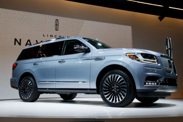 ford-recalls-422,000-vehicles-due-to-faulty-windshield-wiper-assemblies