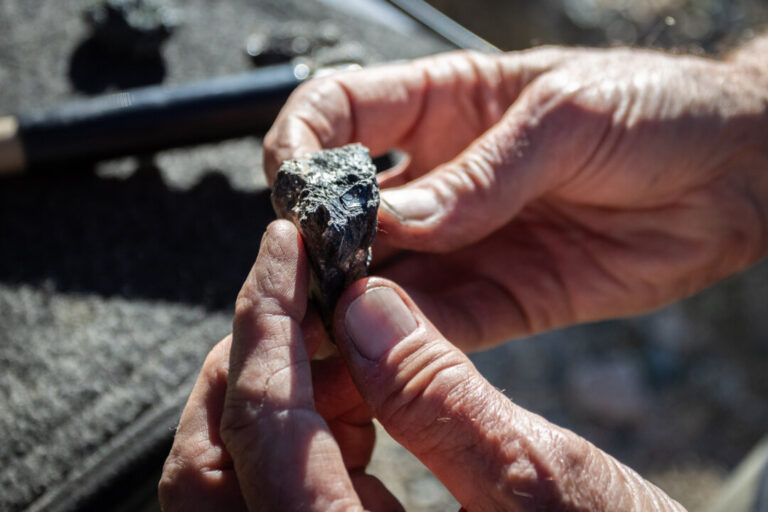 usa-rare-earth-considers-building-magnet-plant-in-france