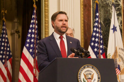 vance-holds-press-conference-in-islamabad