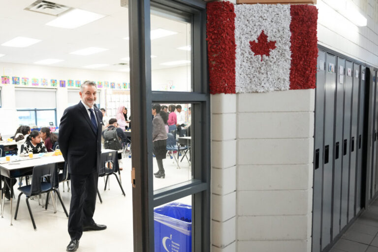 ontario-to-limit-school-trustee-roles,-cap-numbers