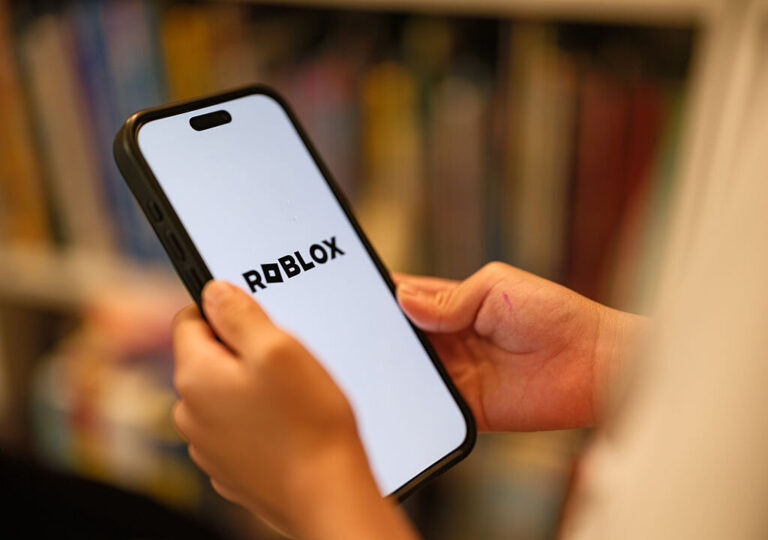 roblox-rolls-out-restricted-accounts-for-under-16-users-amid-lawsuit,-social-media-ban