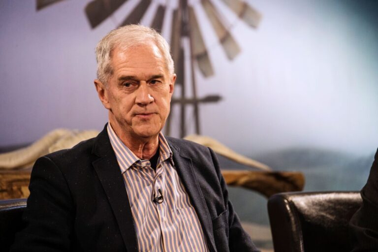 south-africa-appoints-veteran-afrikaner-politician-as-ambassador-to-us