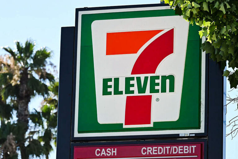 7-eleven-plans-to-close-645-locations-in-north-america