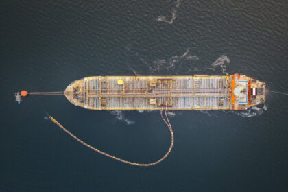 us-treasury-extends-russian-crude-waiver-amid-supply-disruptions