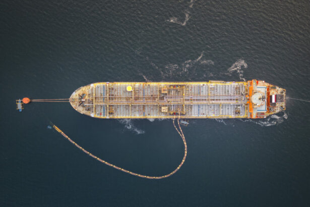 us-treasury-extends-russian-crude-waiver-amid-supply-disruptions