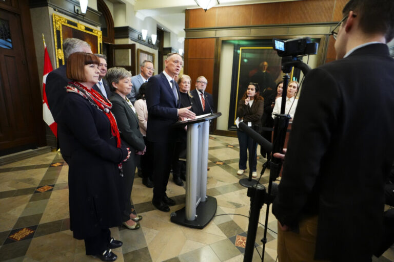 canadian-military-boasts-record-recruitment,-boosted-by-intake-of-1,400-permanent-residents