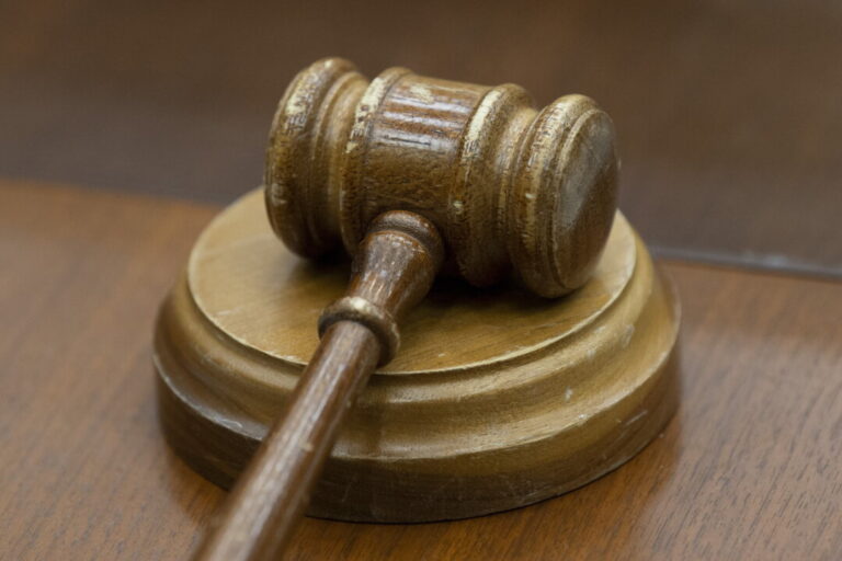 judge-hands-lighter-sentence-to-bc-indigenous-man-for-assaults-on-toddler,-citing-‘colonialization’