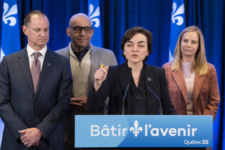 quebec-premier-christine-frechette-leans-on-experience-in-pre-election-cabinet