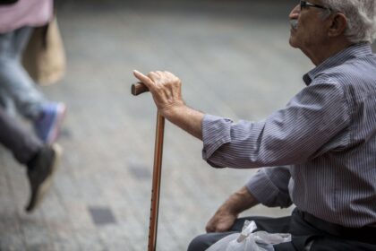 how-labor’s-cut-to-the-aged-care-rebate-will-work-and-what-the-response-has-been