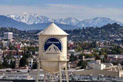 warner-bros.-shareholders-approve-paramount’s-blockbuster-$110-billion-merger