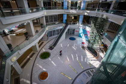 bc-court-awards-$1.8-million-to-teen-for-wrongful-arrest,-assault-by-mall-security