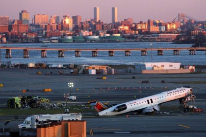 ntsb-says-runway-safety-system-did-not-activate-before-fatal-air-canada-express-collision