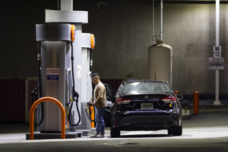 us-consumer-sentiment-recovers-slightly-on-ceasefire,-softer-gas-prices:-umich