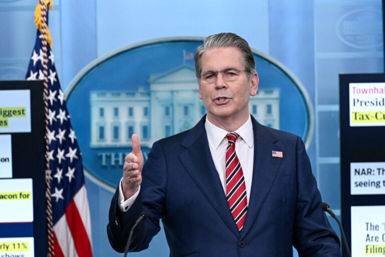 us-has-no-plan-to-renew-iranian,-russian-oil-waivers,-bessent-says