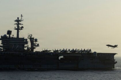 3-us-aircraft-carriers-operating-in-middle-east-for-first-time-in-over-2-decades