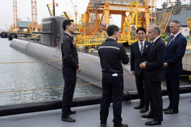 korean-firm-hanwha-pledges-to-build-military-vehicles-in-canada-if-chosen-for-submarine-contract