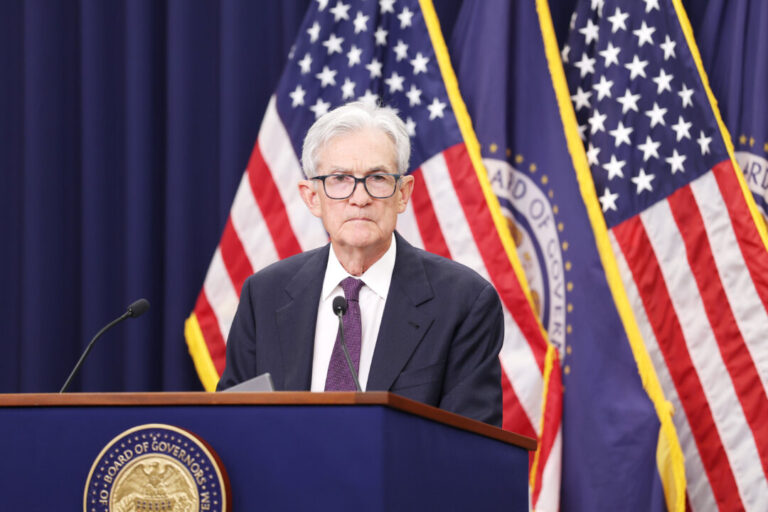 jerome-powell-to-remain-on-fed-board-after-his-term-as-chair-ends