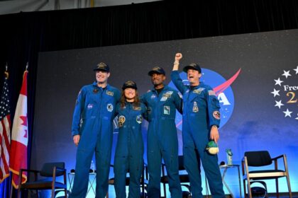 live-now:-us-ambassador-to-the-un-mike-waltz-hosts-artemis-ii-astronauts-at-the-un