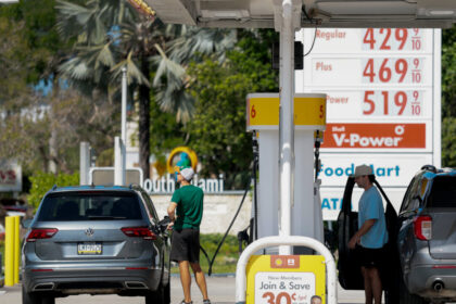 trump-says-gas-prices-will-fall-‘like-a-rock’-after-iran-war-ends