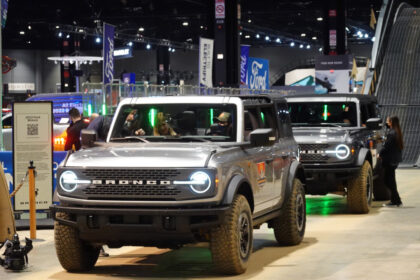ford-recalls-nearly-180,000-broncos,-rangers,-says-front-seat-bolts-could-be-loose