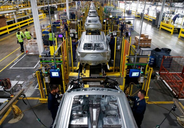 us-manufacturing-activity-holds-steady-despite-surging-costs