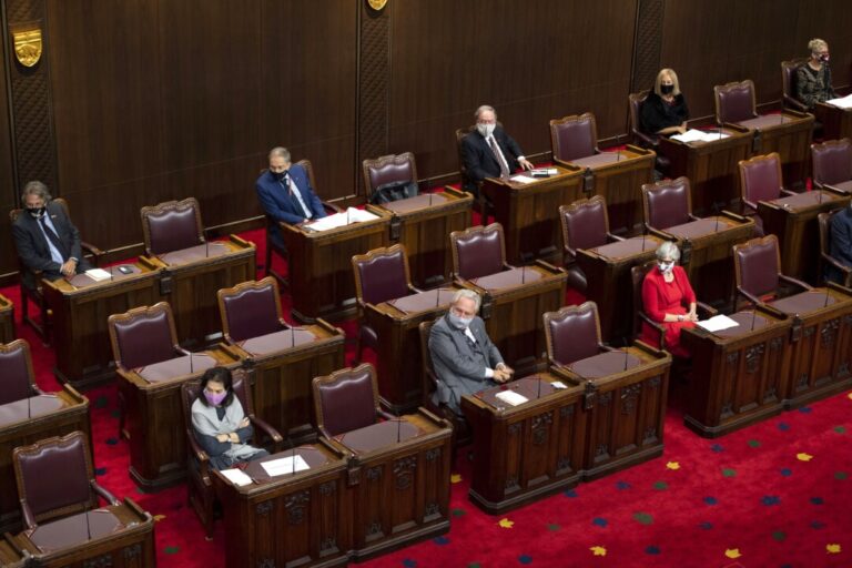 senator-says-growing-list-of-vacancies-signals-‘the-end-of-an-era’-for-independence