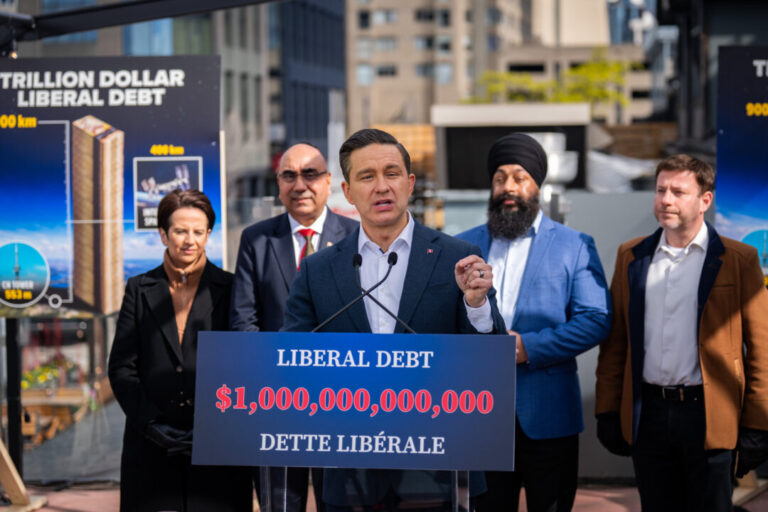 poilievre-calls-on-liberals-to-cut-spending-as-federal-debt-expected-to-reach-$1.6-trillion-by-2031