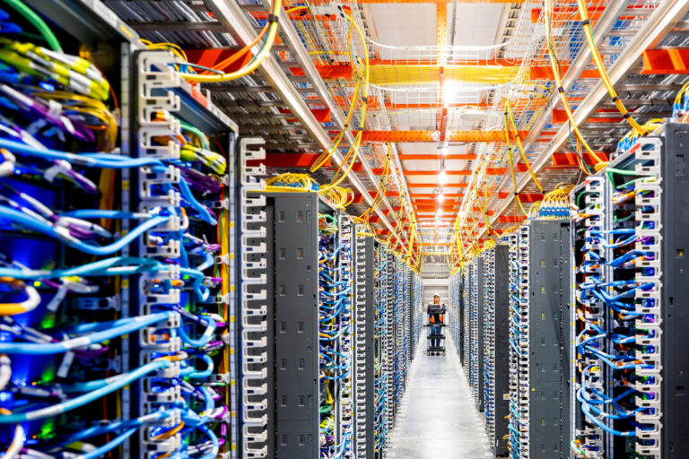 ai-investment-boom-helps-us-manufacturing-recovery-continue