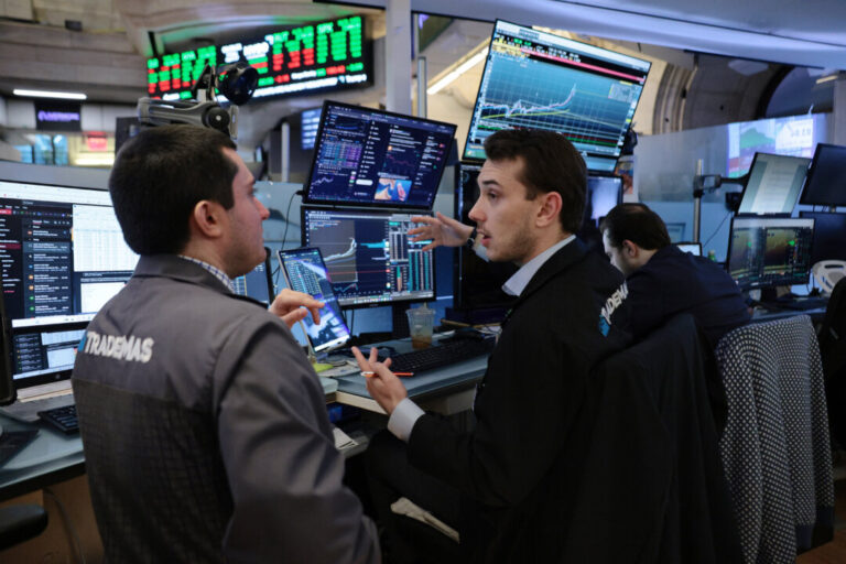 stocks-mixed-as-wall-street-rebounds,-oil-stays-elevated-amid-iran-war-risks