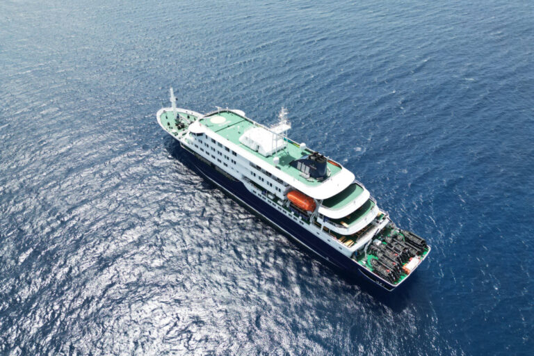 4-canadians-aboard-cruise-ship-affected-by-fatal-suspected-hantavirus-outbreak