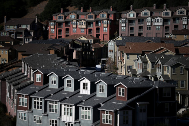 multi-generational-households-on-the-rise,-with-california-leading-the-way,-report-finds