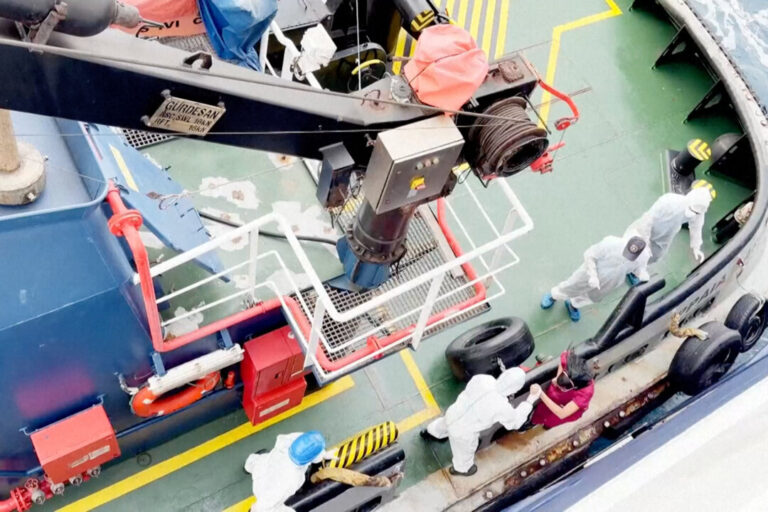 inside-the-cruise-ship-at-the-center-of-a-rare-hantavirus-outbreak