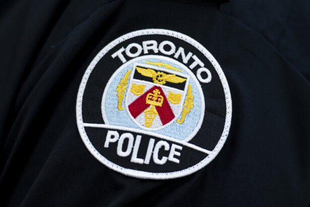 judge-throws-out-dangerous-driving-case-after-crown-scolds-toronto-officer-over-testimony