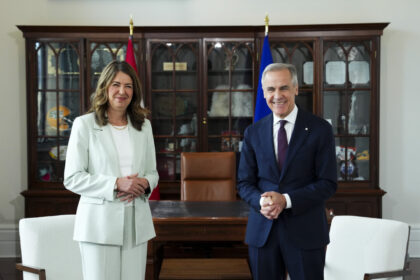 alberta-premier-smith-reports-‘significant-progress’-on-pipeline-after-carney-meeting