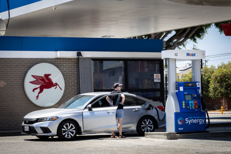 trump-says-he-supports-suspending-gas-tax