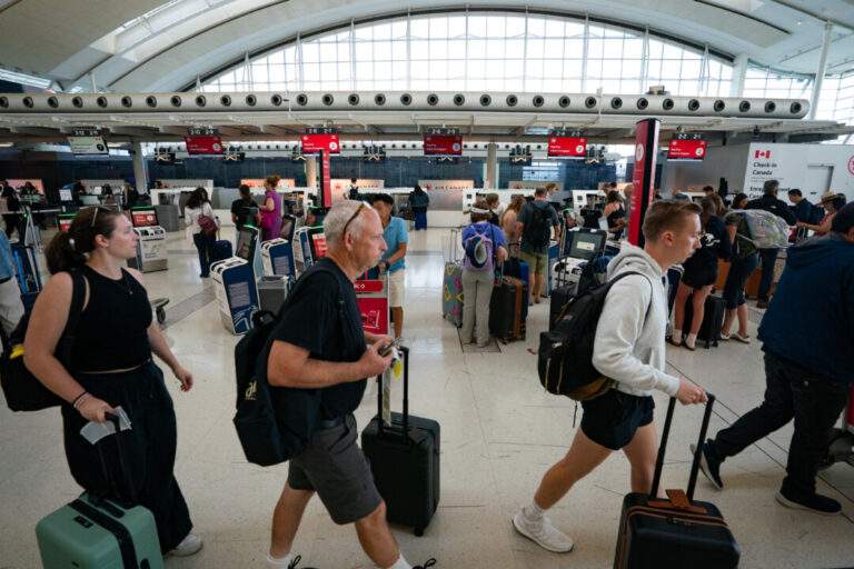 pearson-airport-kicks-off-multibillion-dollar-upgrade-in-bid-to-boost-traffic
