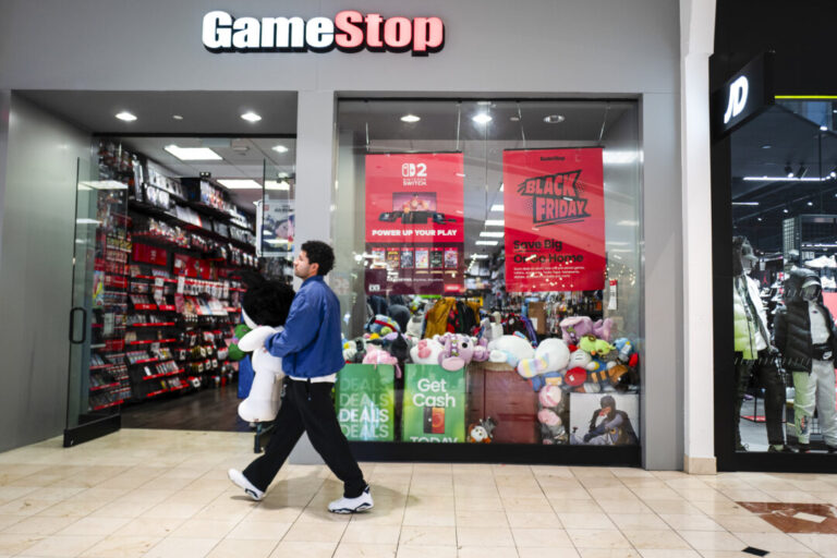 ebay-turns-down-gamestop’s-$55.5-billion-takeover-proposal