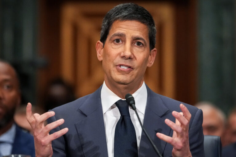 kevin-warsh-cleared-by-senate-for-14‑year-fed-board-seat