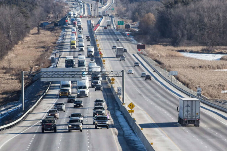 some-ontario-truck-drivers-on-road-without-proper-training-and-testing,-ag-flags