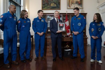 hansen,-artemis-ii-crew-talk-about-future-space-missions-in-ottawa