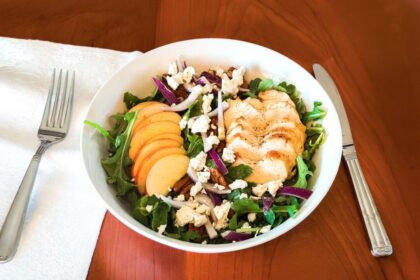 low-histamine-chicken-and-arugula-salad-you-can-make-in-10-minutes