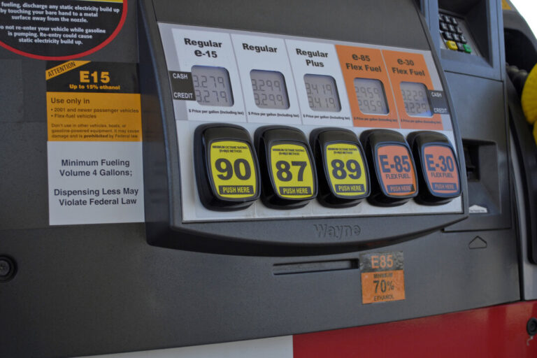 house-passes-bill-to-permit-year-round-sales-of-e15-fuel