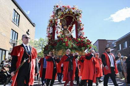 portuguese-procession-held-in-montreal-despite-permit-refusal