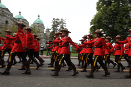 police-union-calls-on-minister-to-hold-inquiry-into-cbc-prank-interviews-targeting-retired-mounties