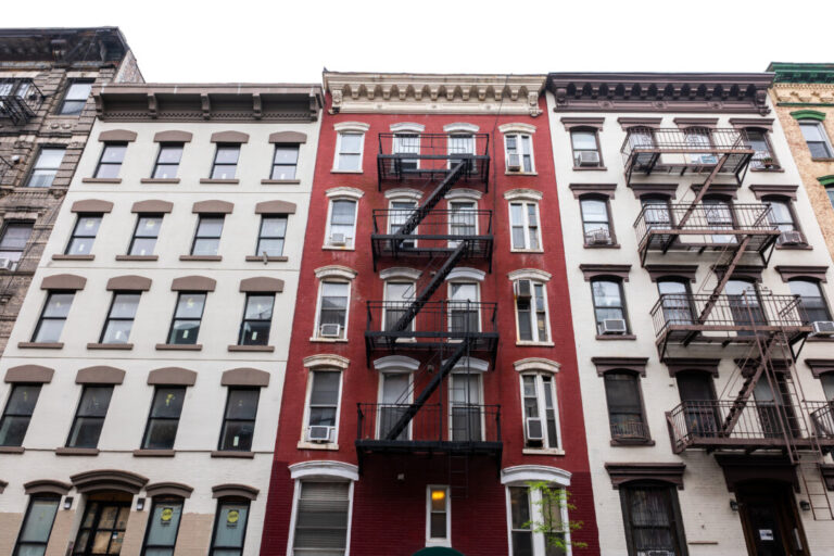 avalonbay,-equity-residential-to-merge-to-create-multifamily-giant