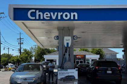 us-gas-prices-highest-in-4-years-as-memorial-day-weekend-starts