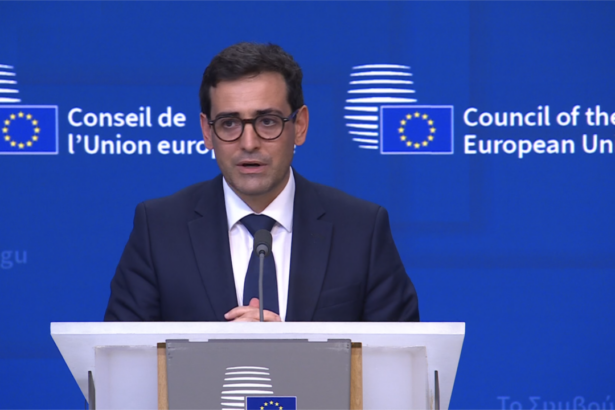 eu-urges-companies-to-cut-reliance-on-china-dominated-supply-chains